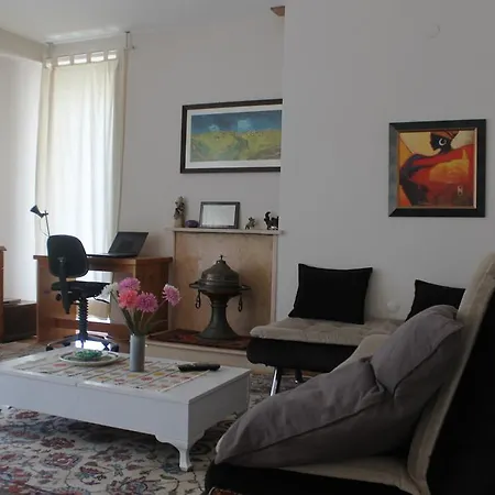 Residentie Puma كوشاداسيه